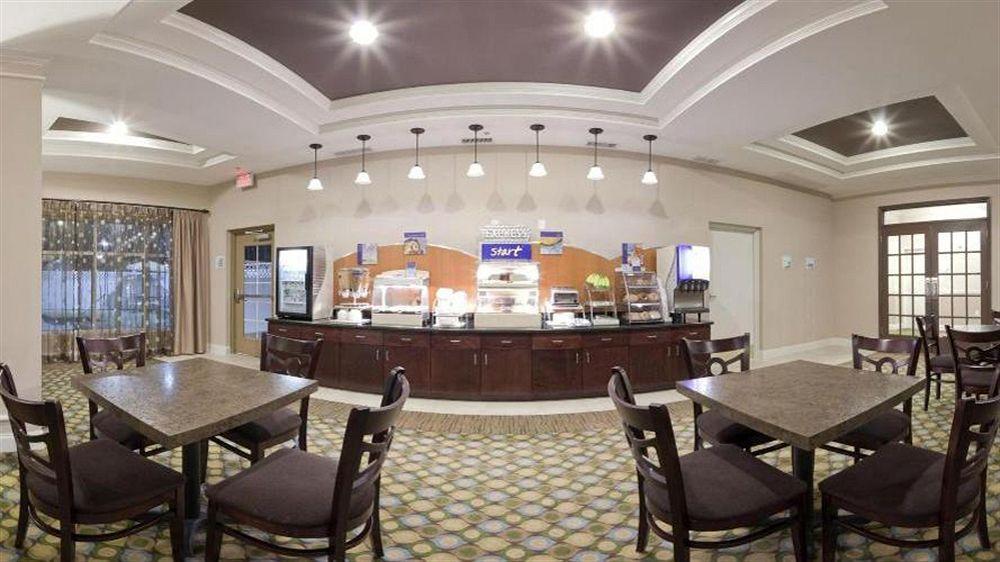 Holiday Inn Express Palatka Northwest By Ihg Εξωτερικό φωτογραφία